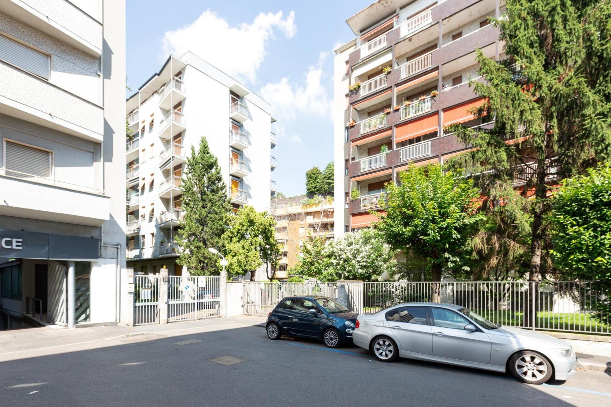 Ca' Granda M5 & Bicocca - Apartment With Parking Milan Extérieur photo
